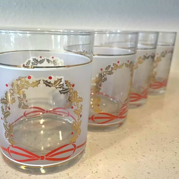 Culver Vintage Christmas Whiskey Glasses - Picture 1 of 7